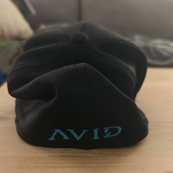 Avid Fitted Hat - Picture 2 of 3